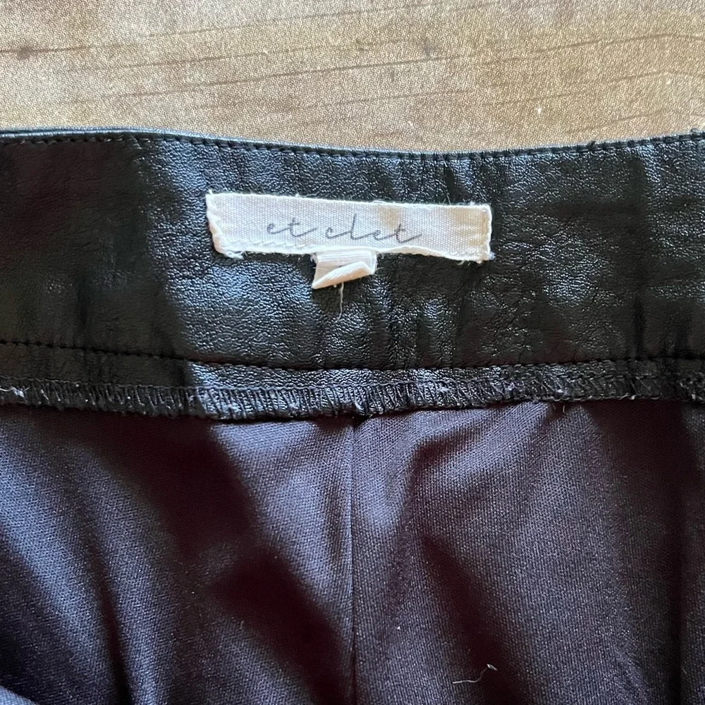 Et Clet‎ Black Faux Leather Mini Skort Shorts Front Pockets Zip Fly Size Large
